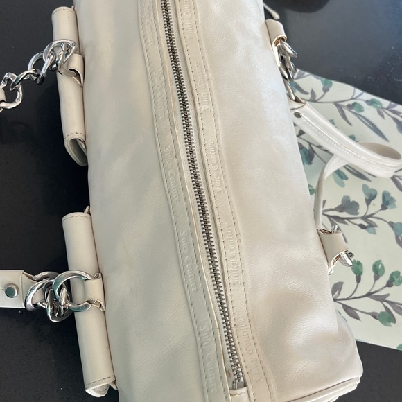 Vintage Juicy Couture Large Barrel Bag
Rare-HTF-Leather - Picture 6 of 17